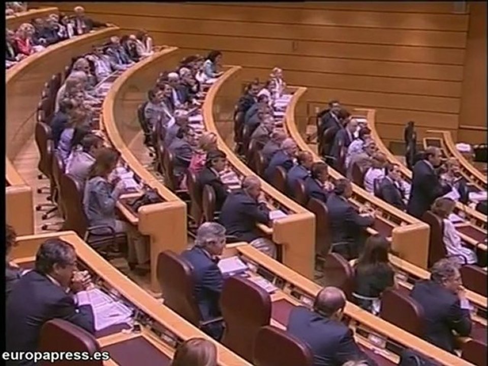 Zapatero responde ante el Senado