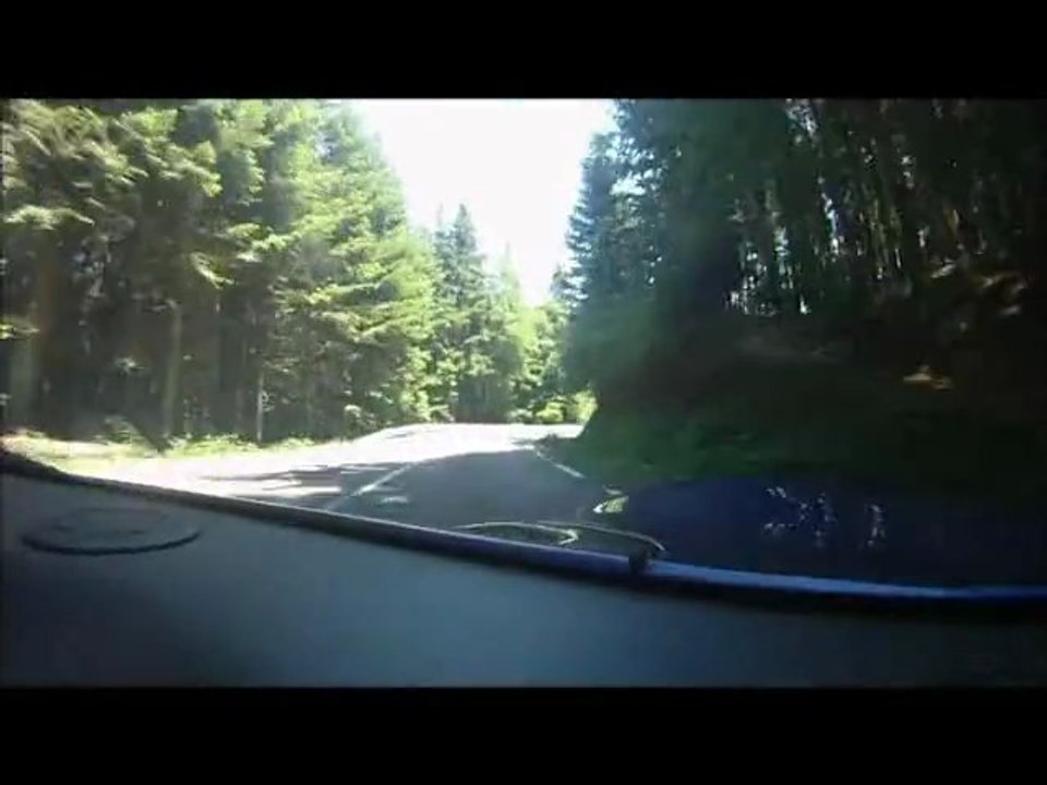 Lotus Elise 111s Road attack