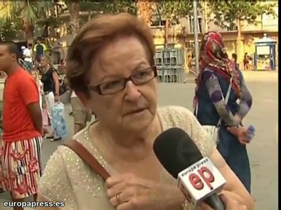 Cientos de personas en funeral Castelldefels