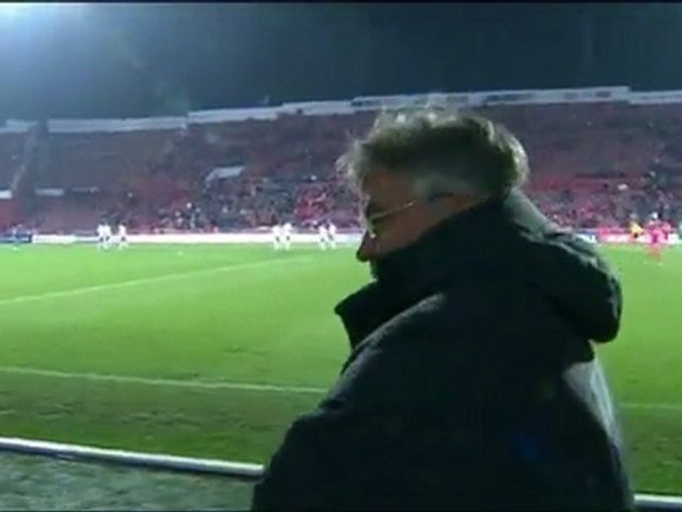 Hiddink bald wieder bei Chelsea tätig?