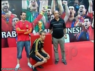 Madrid exhibe la Copa del Mundo