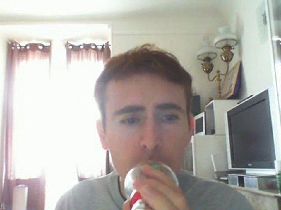 Wiwi égratigne "on ne dit jamais assez aux gens qu'on aime qu'on les aime"