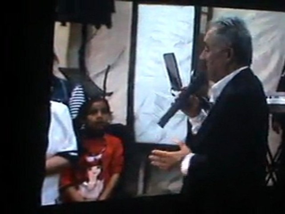 AK PARTİ YALOVA MİLLETVEKİLİ ADAYI TEMEL COŞKUN ADINA ANFİ TİYATRO SİNEVİZYON GÖSTERİMİ