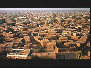 Interventionnisme.E.T./Pangée : Les continents n'ont pas d'origine connue.