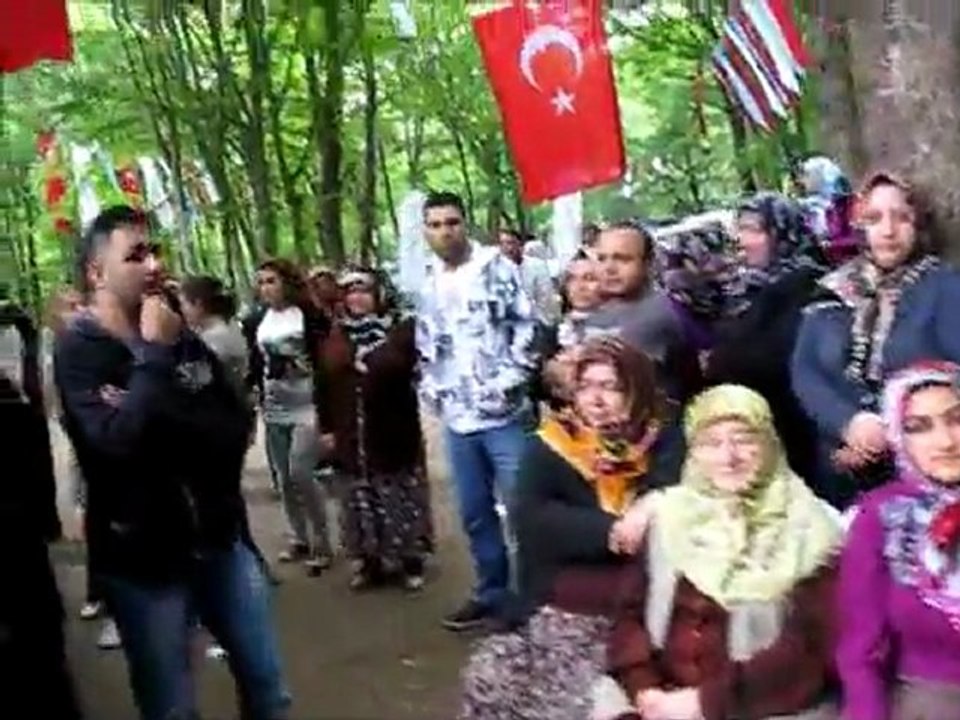 Gülcihan KOÇ ( Uzun Hava ve Düşenin Dünyada Dostu Yokimiş )