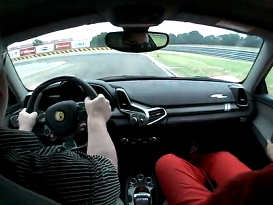 Corsa di pilota ferrari 458 01-06-2011 fiorano svpchamps