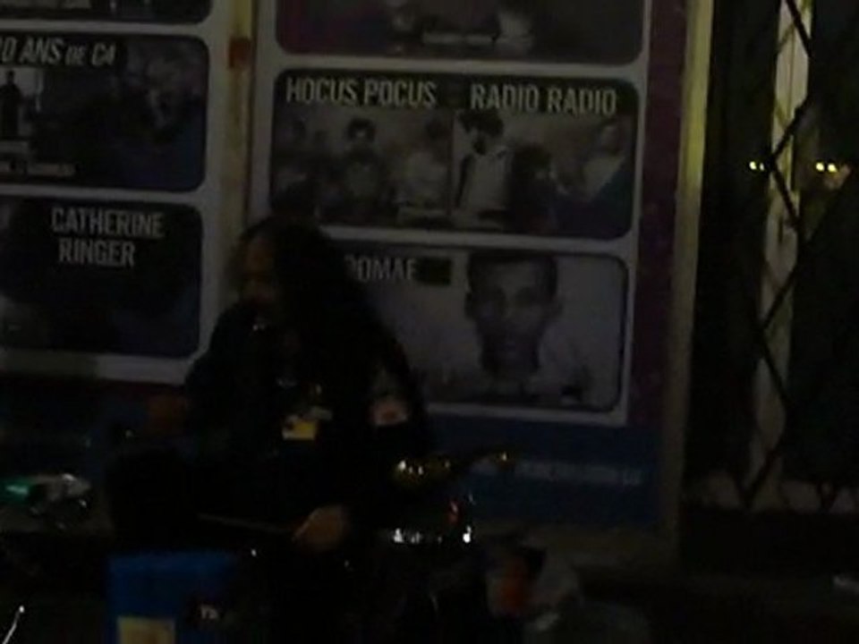 et tu tapes tapes tapes...avis aux amateurs et pro de la percu...