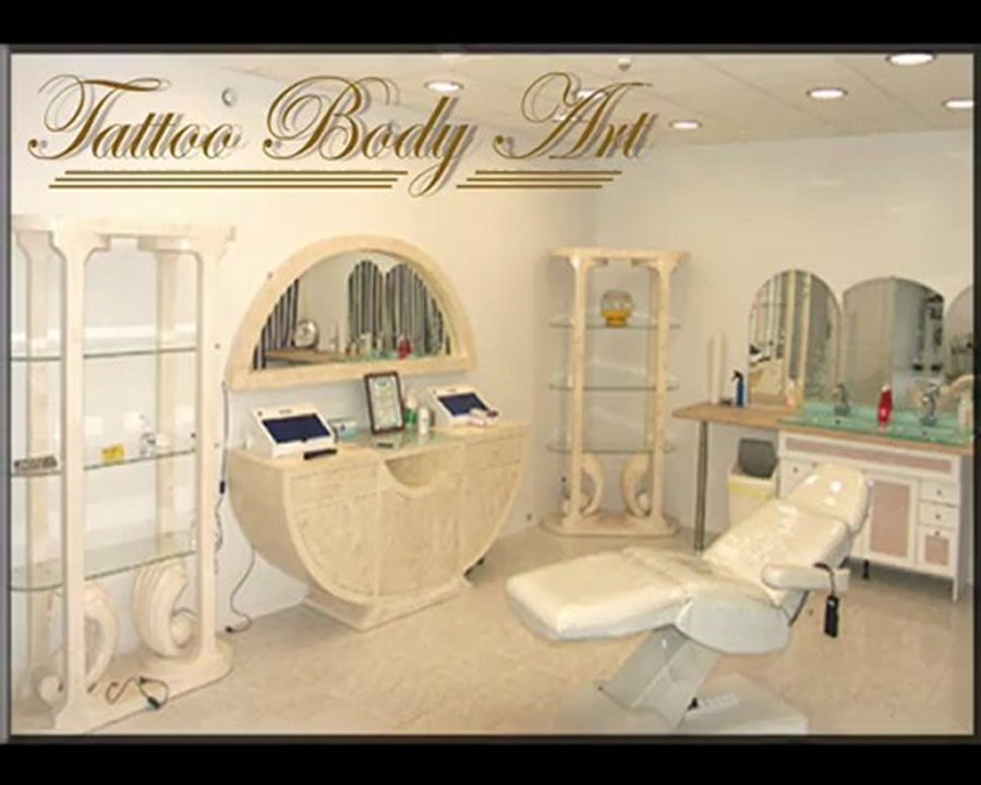 tatouage arabesque rose reims