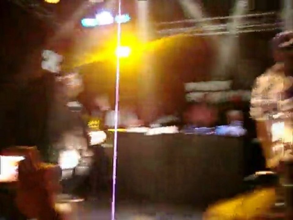 15 - Roi Heenok - La vraie musique de nègres