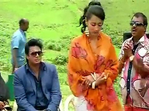 Manmadhan Ambu - Oyyale - HQ