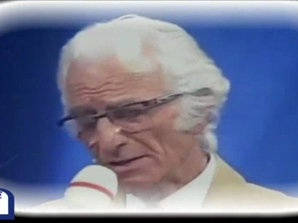 Asım Yücesoy /Maziyi Nasıl Taşlara Çizmişse Denizler