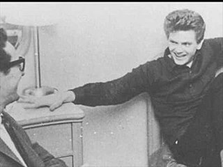 Lou Giordano / Stay Close To Me