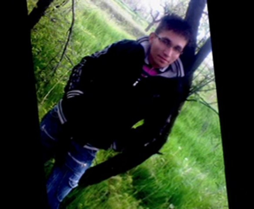 Dreniş & Erciyes [Ellerinsin ße GüLüm] {2o11}