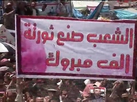 Yémen: les contestataires fêtent le départ du président