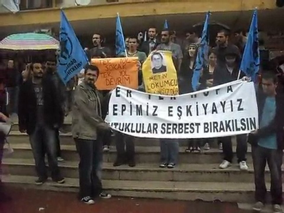 HOPA HALKI YALNIZ DEĞİLDİR