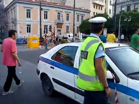 12η ημέρα Αγανακτισμένων Κόσμος συρρέει στο Σύνταγμα