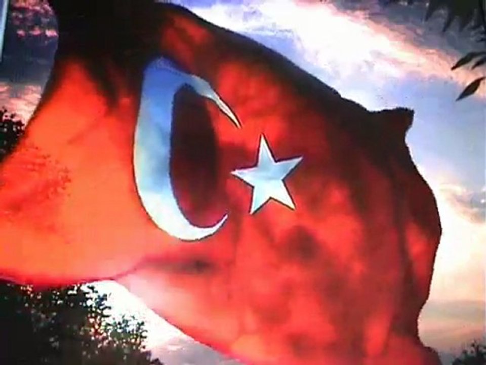 Sanli bayragimiz ve Istiklal Marsimiz