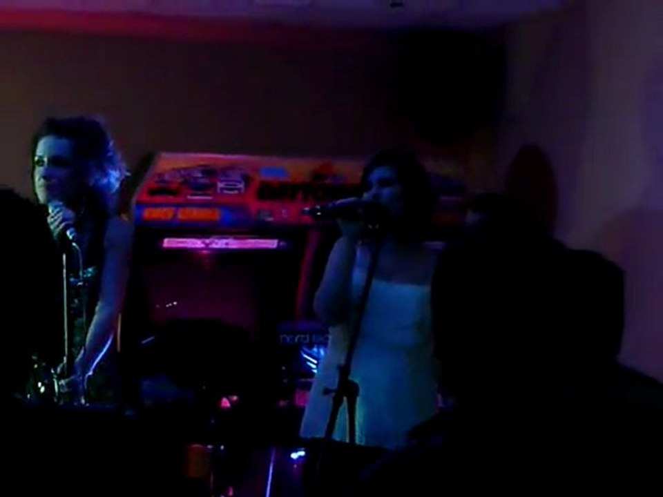 this love/Maroon five  - estelle tetelle