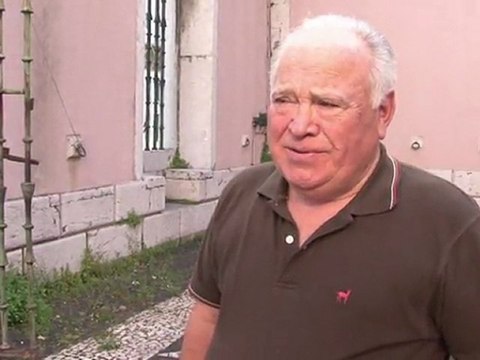 Portugal votes in early election overshadowed by bailout