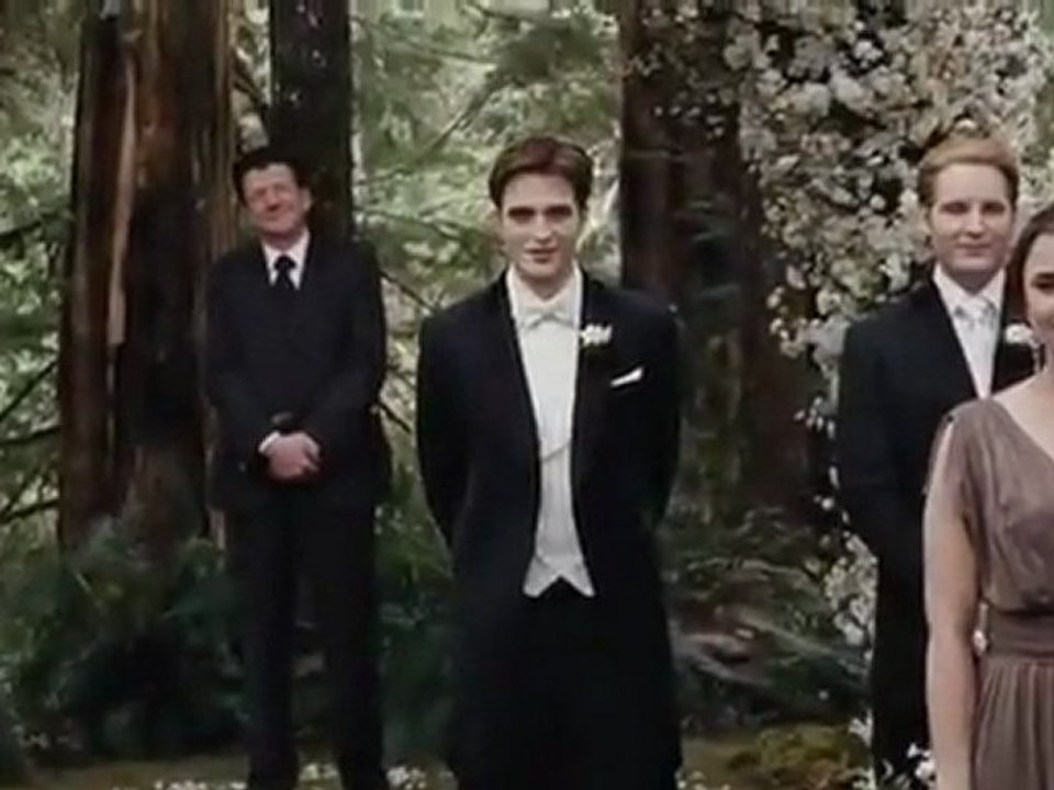 Twilight:Breaking Dawn: Official Trailer 2011