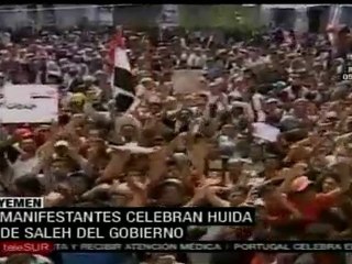 Festejan en Yemen huida de Saleh