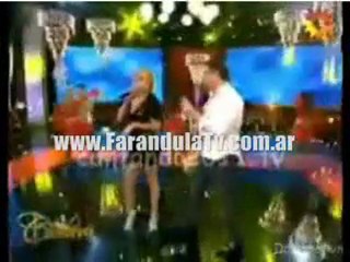 FarandulaTv.com.ar Cantando 2011  cuarta gala : Virginia Gallardo canta 'Para toda la vida'
