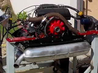 Banc d'essai moteur Porsche 3.0 SC. N°2