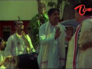 Mutyala Muggu - Rao Gopala rao debut film - Excellent Comedy