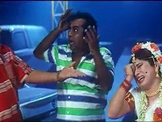 kovai Sarala as Surya Kantham - Brahmi as Seeko