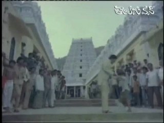 Edurinti Mogudu Pakkinti Pellam - Dabhu Karchu