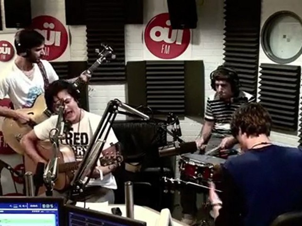 Kid Bombardos - Stealers Wheel - Session Acoustique OÜI FM