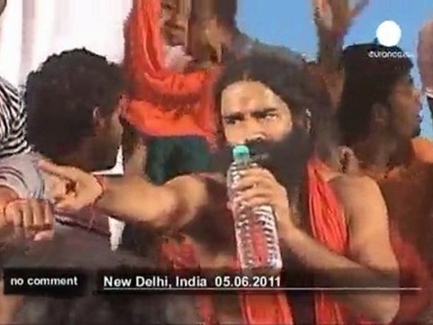 Indian Guru on hunger strike over corruption - no comment