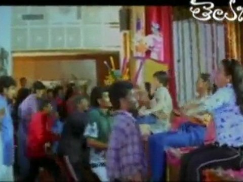 Venu Madhav as Pichi Reddy - Peon Becomes famous hero