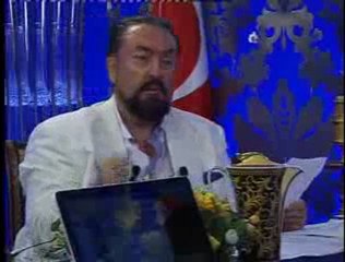 İnsanlarda Allah korkusu ve sevgisi olmayınca bedenleri kasılır, Kuran'a sarıldıklarında huzura ve rahatlığa kavuşurlar