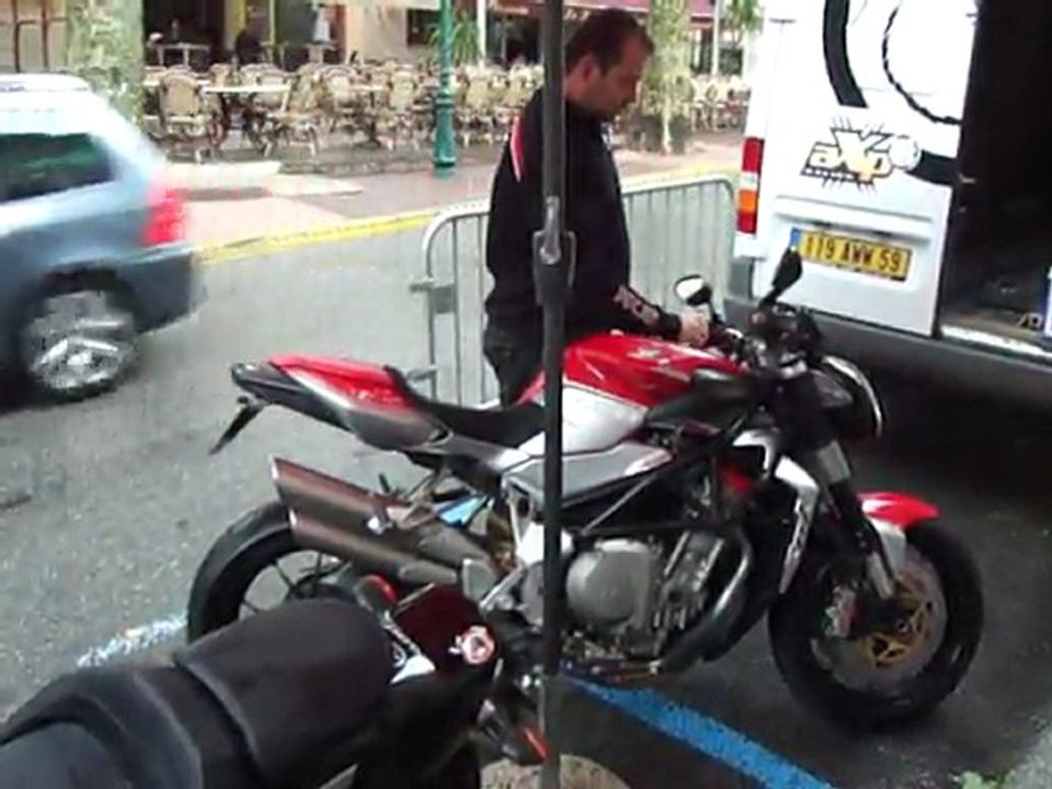 Vroup MV