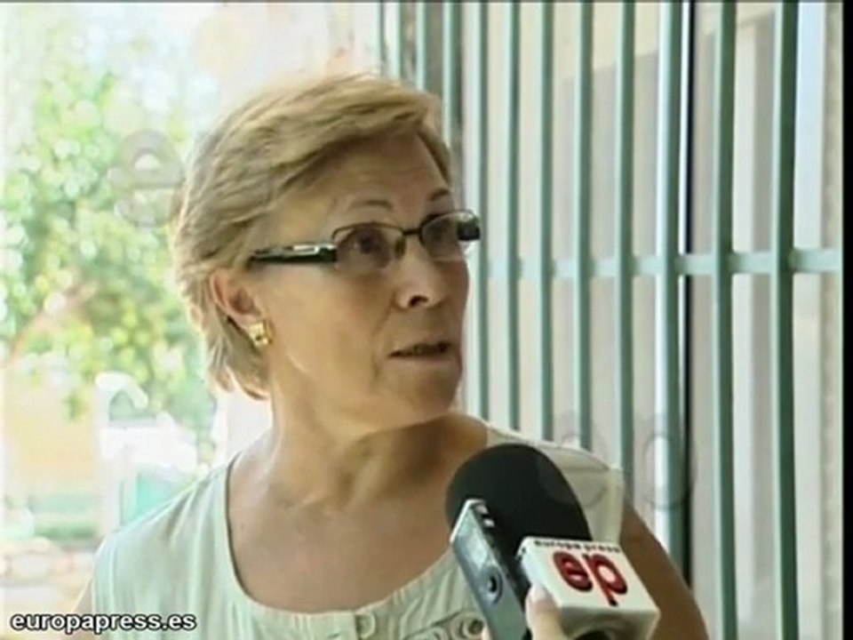 Grietas en sus casas por culpa de una mina