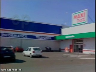 Atraco con violencia en un Maxi día de badajoz