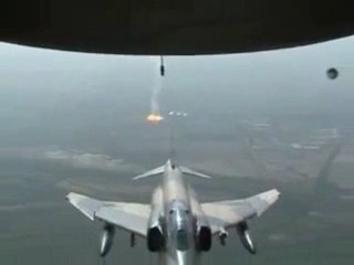 Случай во время дозаправки-air crash(strangeworlds.at.ua)