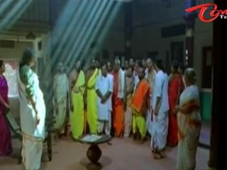 Brahmanandam Comedy Fitting To NTR - Nayanathara Marriage