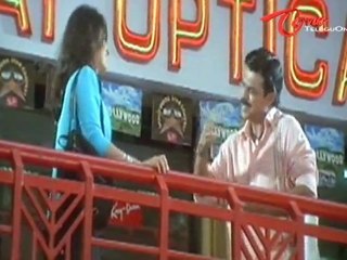 Venkatesh Comedy As Deaf & Dum In Restaurant