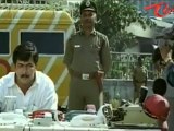 Arjun Punches To Government Servants - Thrilling Comedy