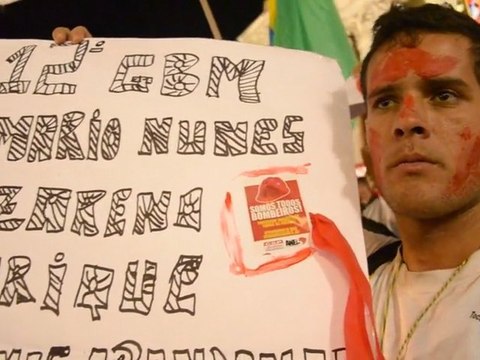 BOMBEIROS - RIO DE JANEIRO. BRAZILIAN FIREFIGHTERS AND LIFEGUARDS
