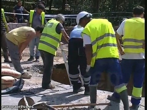 Gran socavón en Figueres