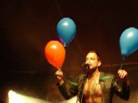 DIMONE AU MAGIC MIRRORS Festival Alors... Chante de MONTAUBAN le 1 Juin 2011