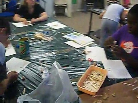 Ateliers au Collectif droit à l'éducation des enfants roms