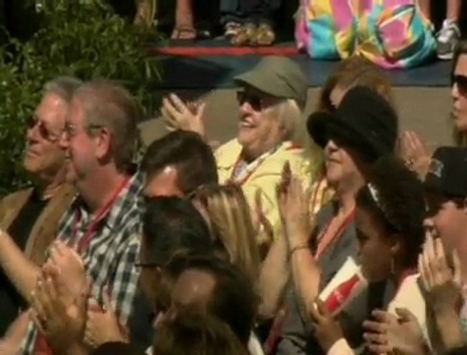 Darth Vader & The Little Mermaid Star in Two New Attractions at The Disneyland Resort