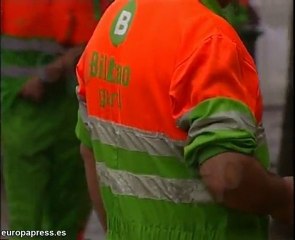 La Ertzaintza retira carteles de ETA