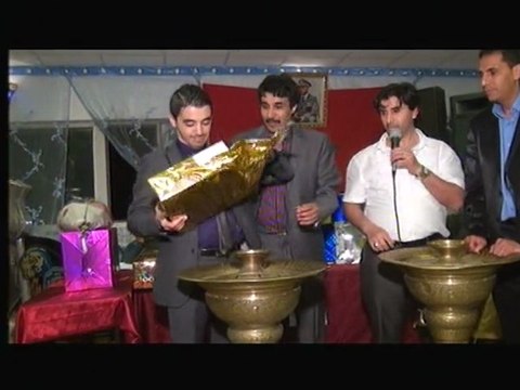 Extrait : DVD de la TOMBOLA de la soirée Almoghar Irsmouken 24/04/2011.