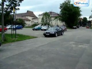 Nowy Targ- mniej miejsc parkingowych pod lodowiskiem