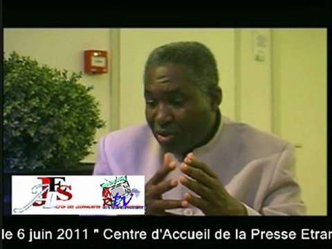 ANTHROPOLOGUE CHERCHEUR SOCIAL ANICET MOBE DANS SA GRANDE DEMONSTRATION SUR LA RDC